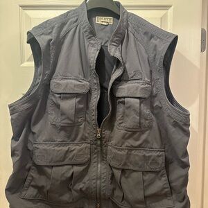 Duluth Trading Co Men's Charcoal Tactical Vest